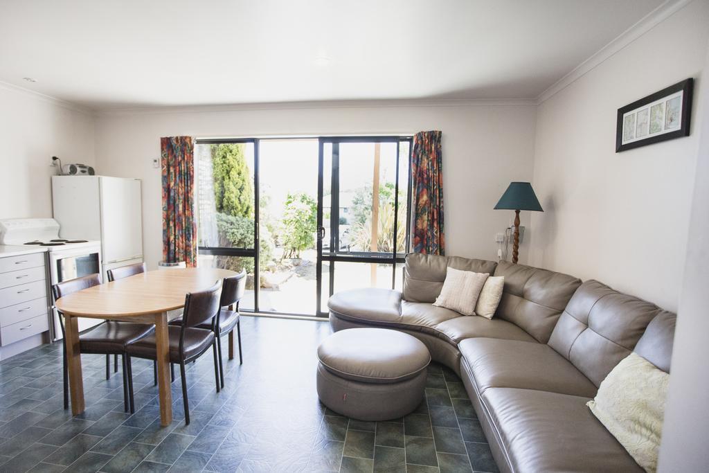 Apollo Lodge And Apartment Wanaka Room photo