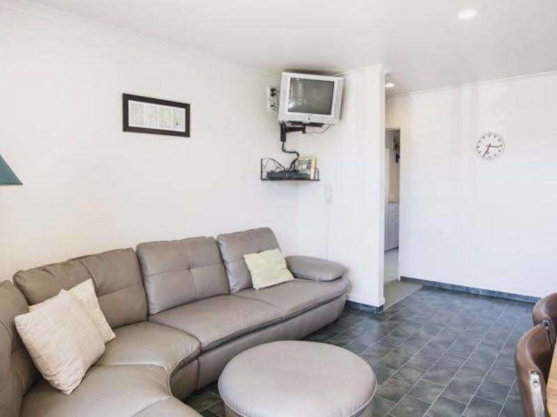 Apollo Lodge And Apartment Wanaka Exterior photo